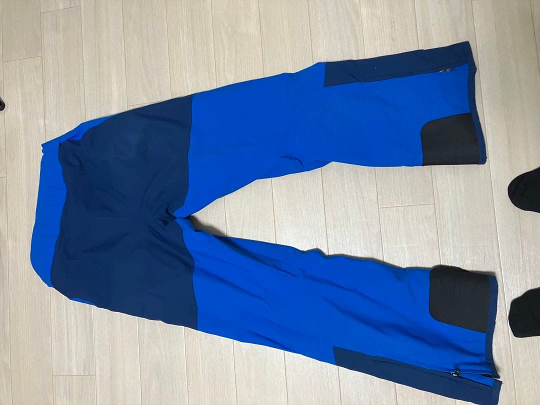 Salomon スキーウェアセット