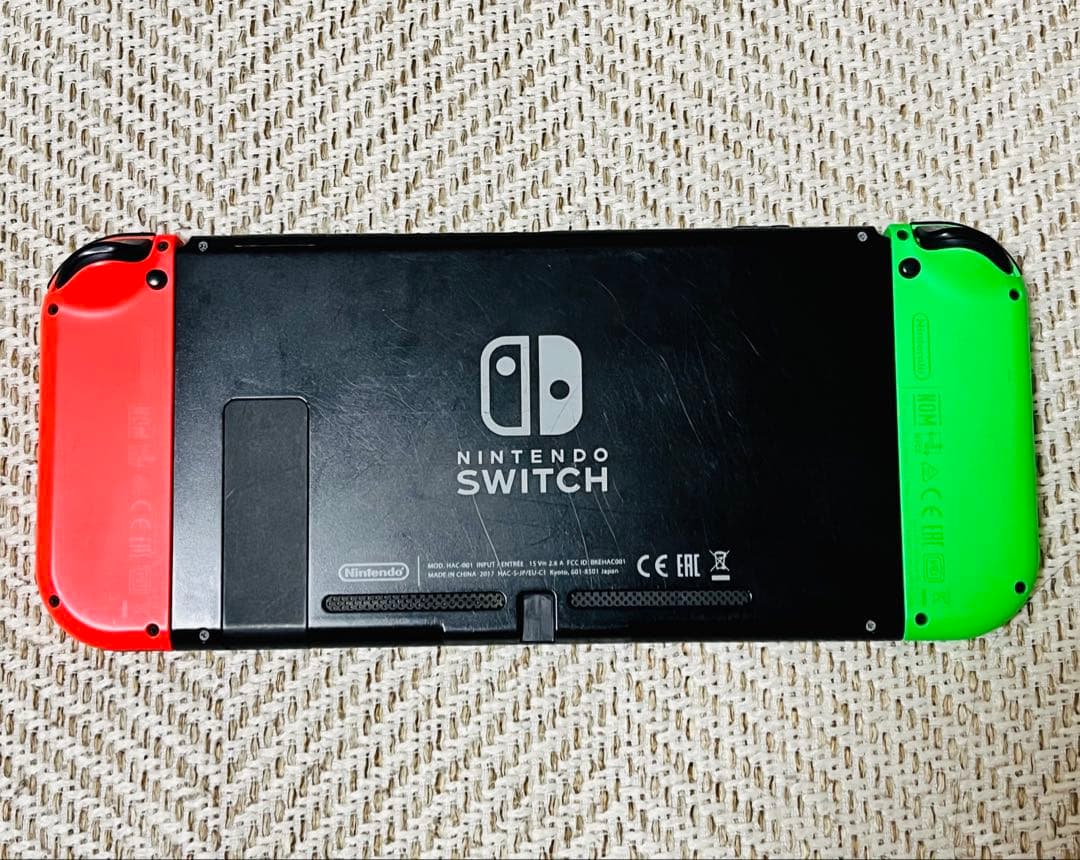 【動作確認済】Nintendo Switch本体，赤/緑ジョイコン（付属品付き）