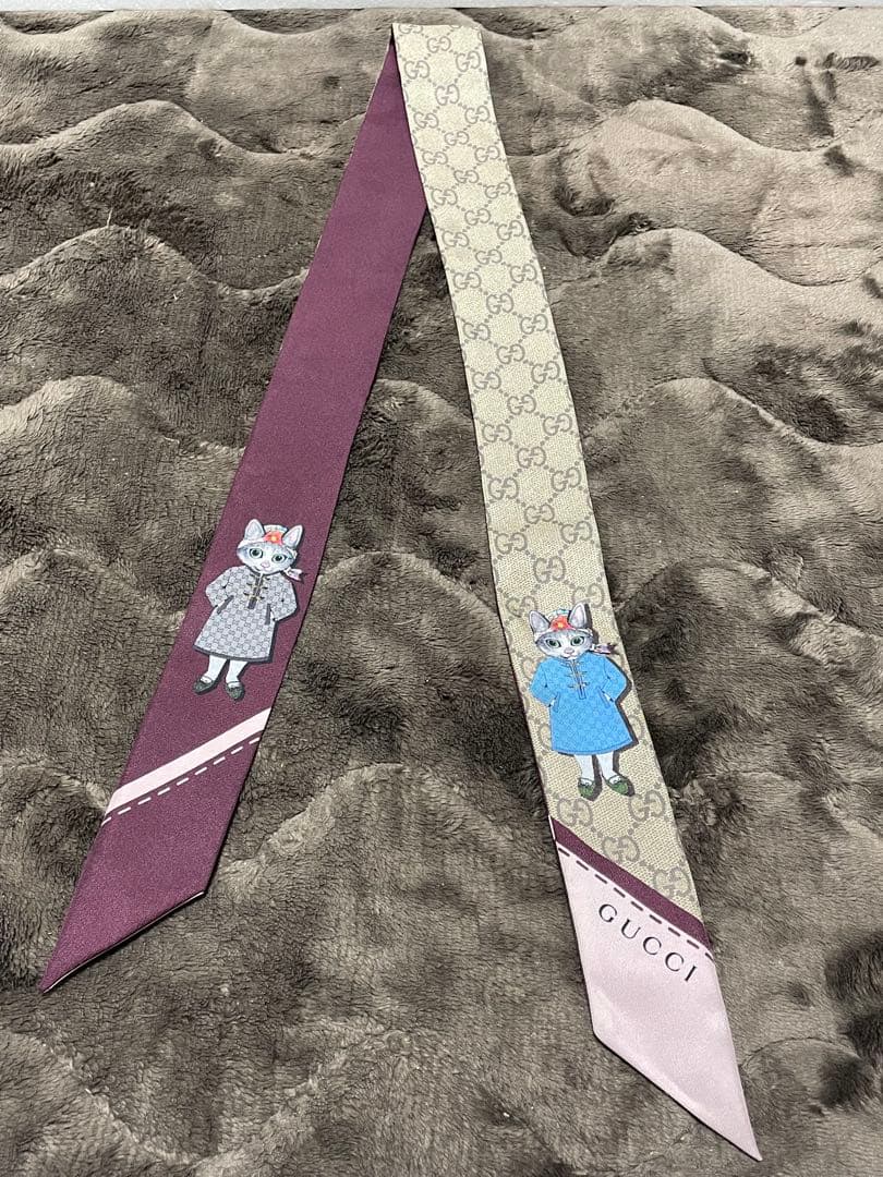 GUCCI　ヒグチユウコ　コラボ　ネックボウ　シルク　スカーフ　ノベルティ袋付
