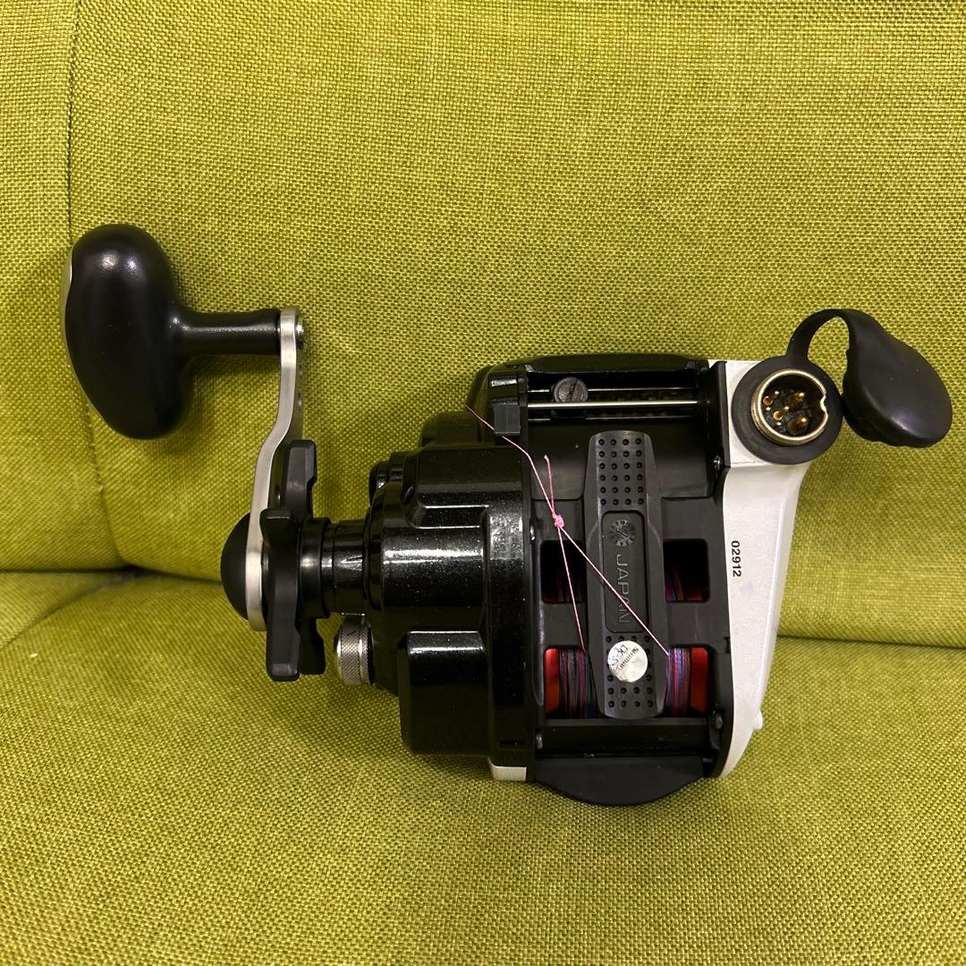 リール shimano PLAYS 800