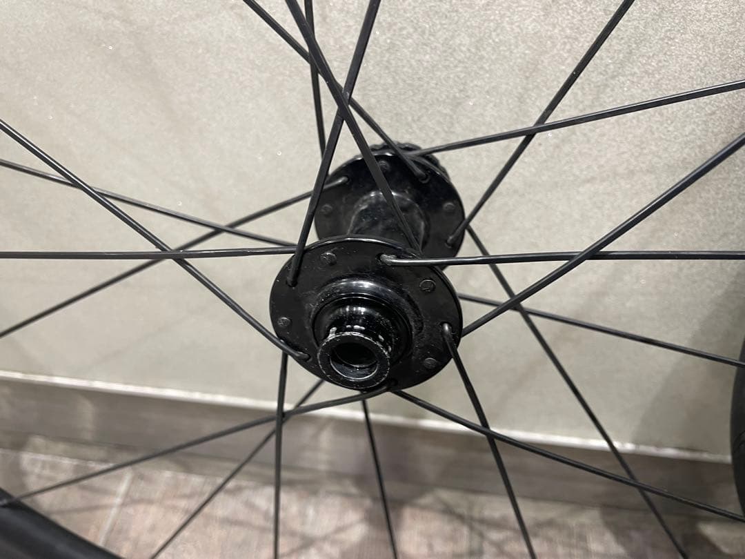 送料込 アタッキ カーボンホイール ディスクブレーキ 45mm　ATTAQUE