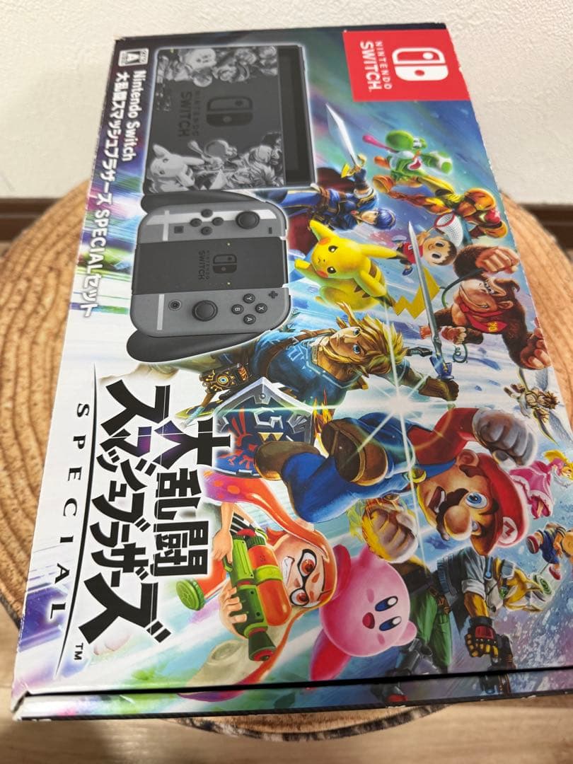Nintendo Switch ニンテンドースイッチ本体　スマブラ