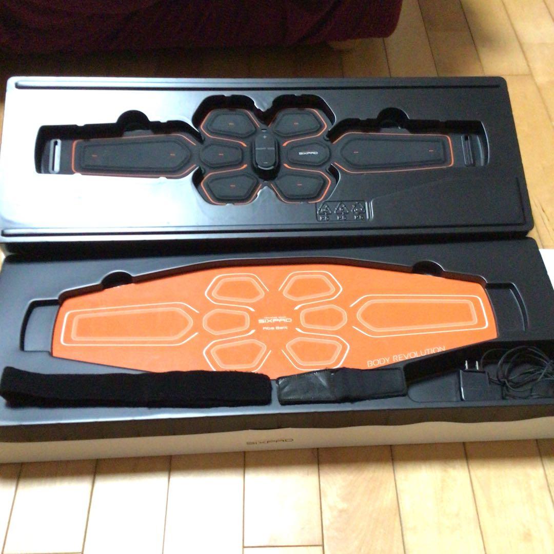 SIXPAD アブズベルト