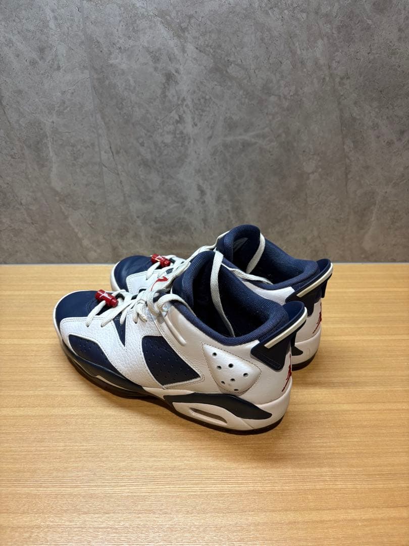 《美品》ゴルフ　ジョーダン　レトロ6　ネイビー/ホワイト