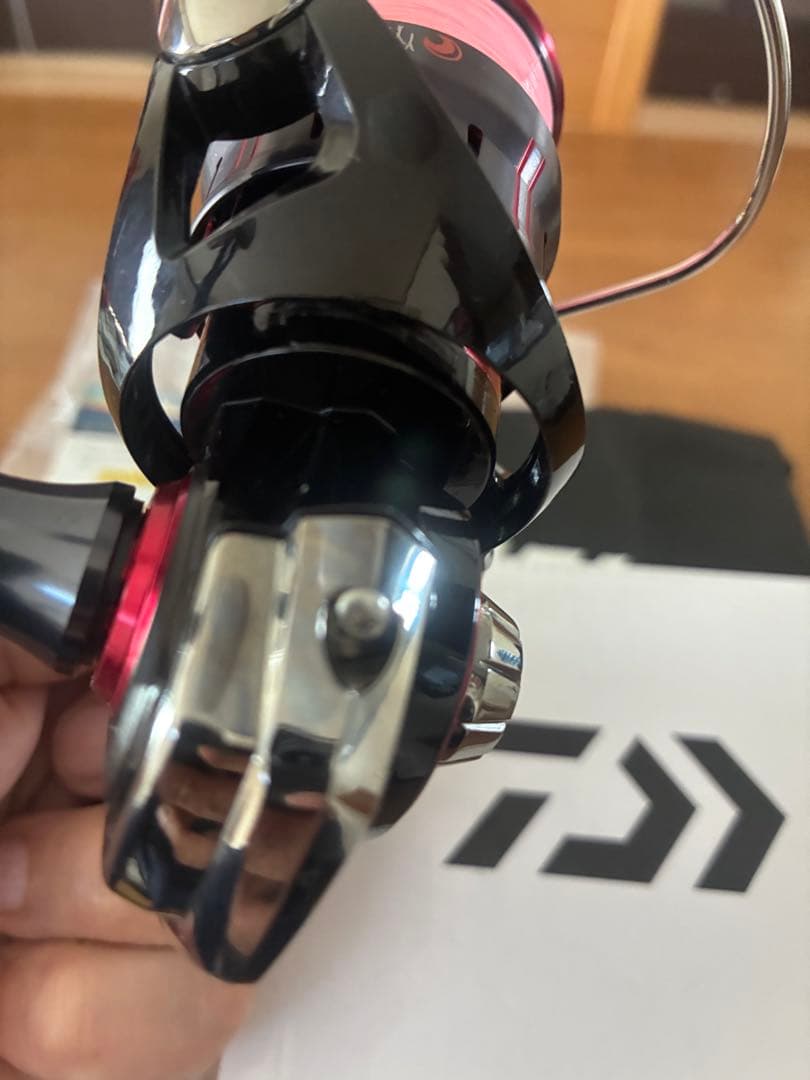 【中古美品】 ダイワ 23 月下美人 LT-2000S-H ライン付き