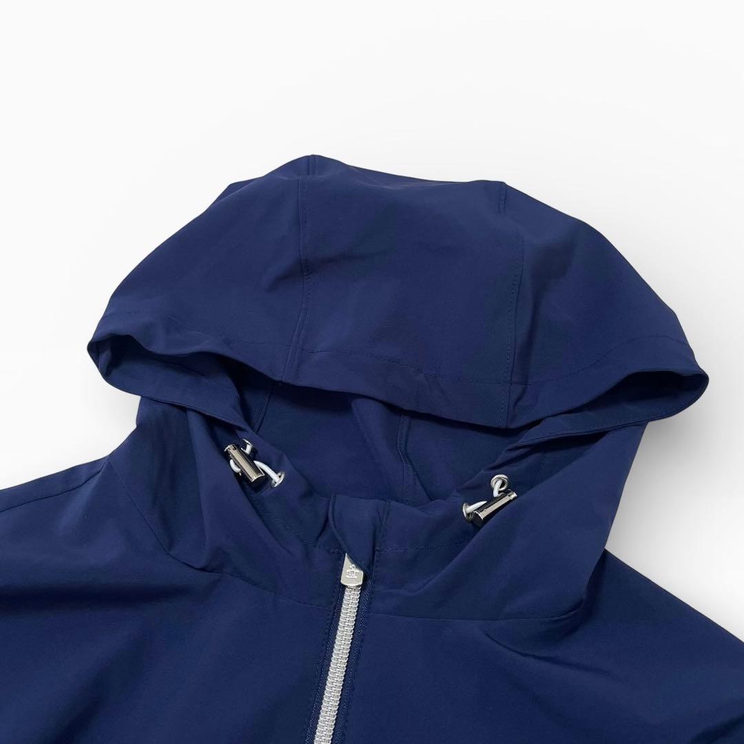 極美品◎ マンシングウェア フード付きジャケット　撥水　M 2025 ゴルフ