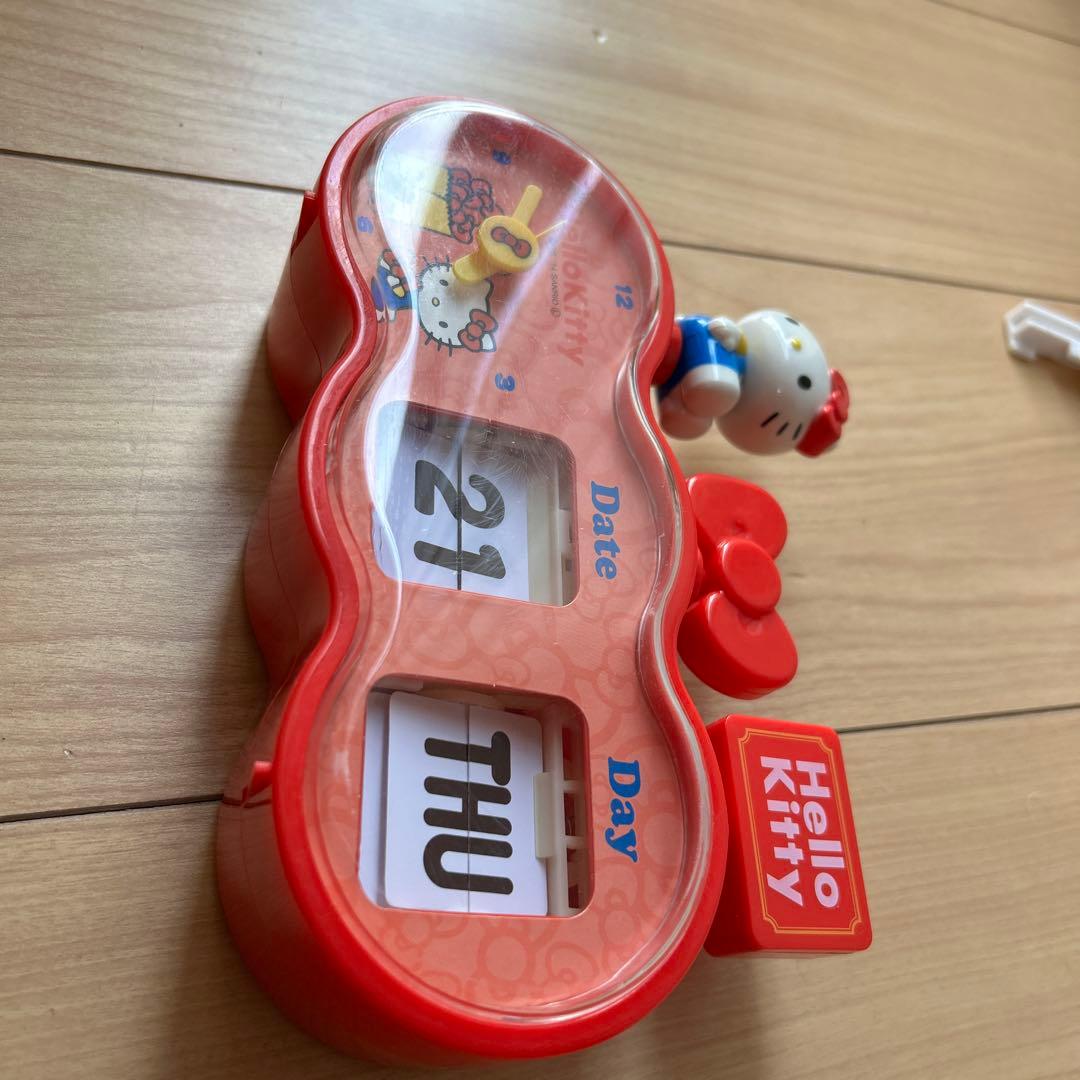 Hello Kittyぱたぱたクロック　アラーム機能付き