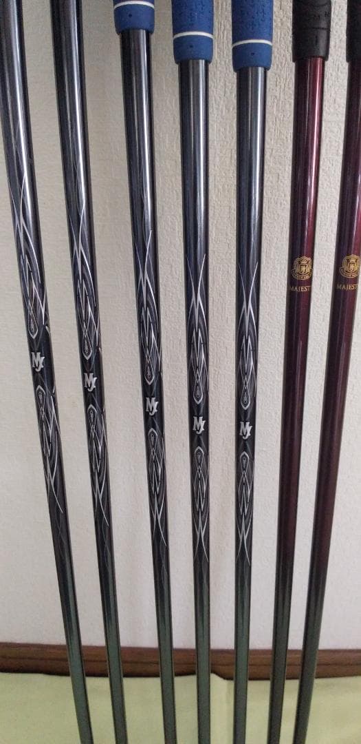 VANQUISH アイアンとロイヤルⅢ AW.SW 7本セット