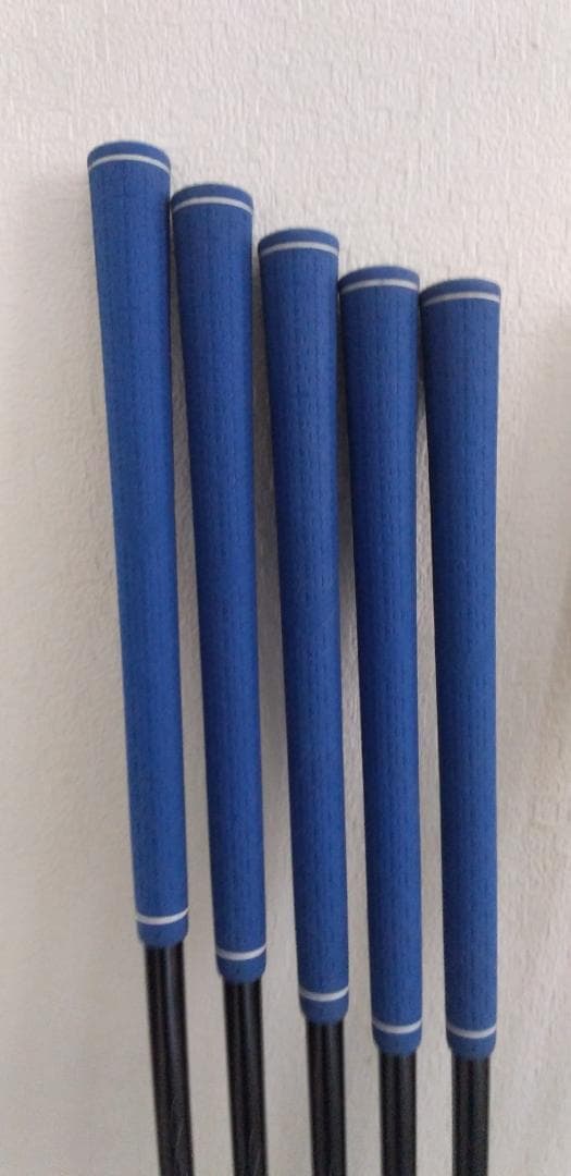 VANQUISH アイアンとロイヤルⅢ AW.SW 7本セット