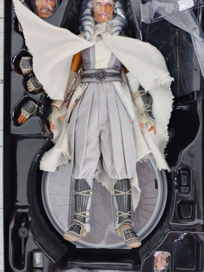 スターウォーズ　ホットトイズ　アソーカ　マスターピース　HOTTOYS