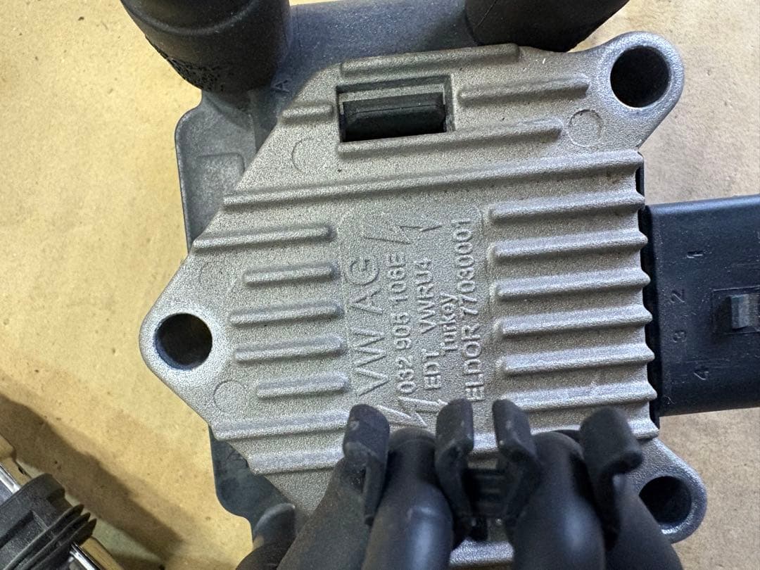 VW ザ・ビートル DBA-16CBZ イグニッションコイル ケーブル付き