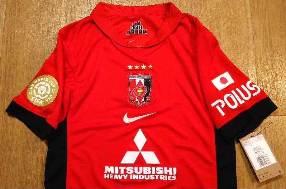 限定販売　浦和レッズ CWCユニフォーム　CWCパッチ付き　オフィシャル限定