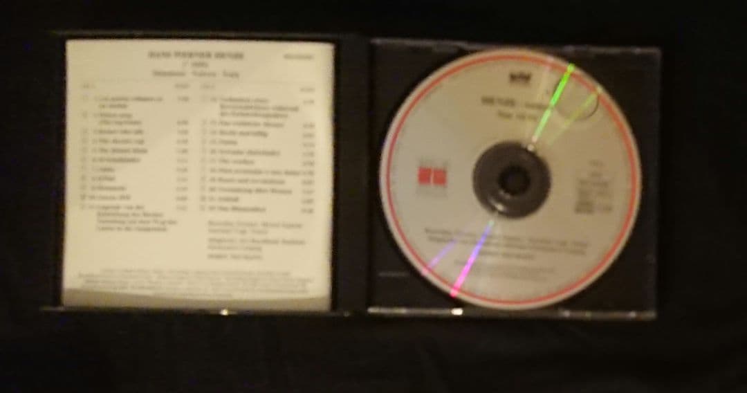 ヘンツェ
連作歌曲集「声」
H.ノイマン&カリッケ 2点セット