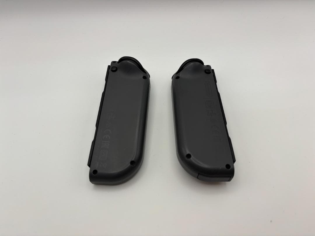 Nintendo Switch 本体 Joy-Con (L) / (R) グレー