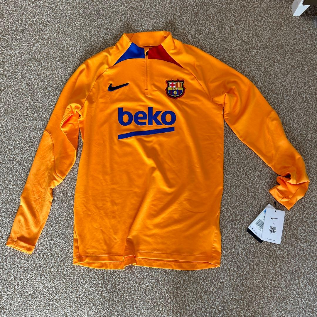 サッカーウェア　バルセロナ　ナイキ