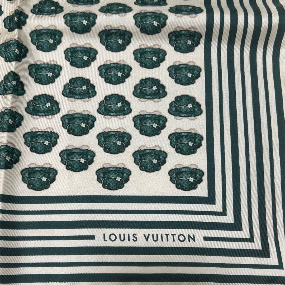 LOUIS VUITTON ルイヴィトンイタリア製シルクスカーフ廃盤未使用箱なし