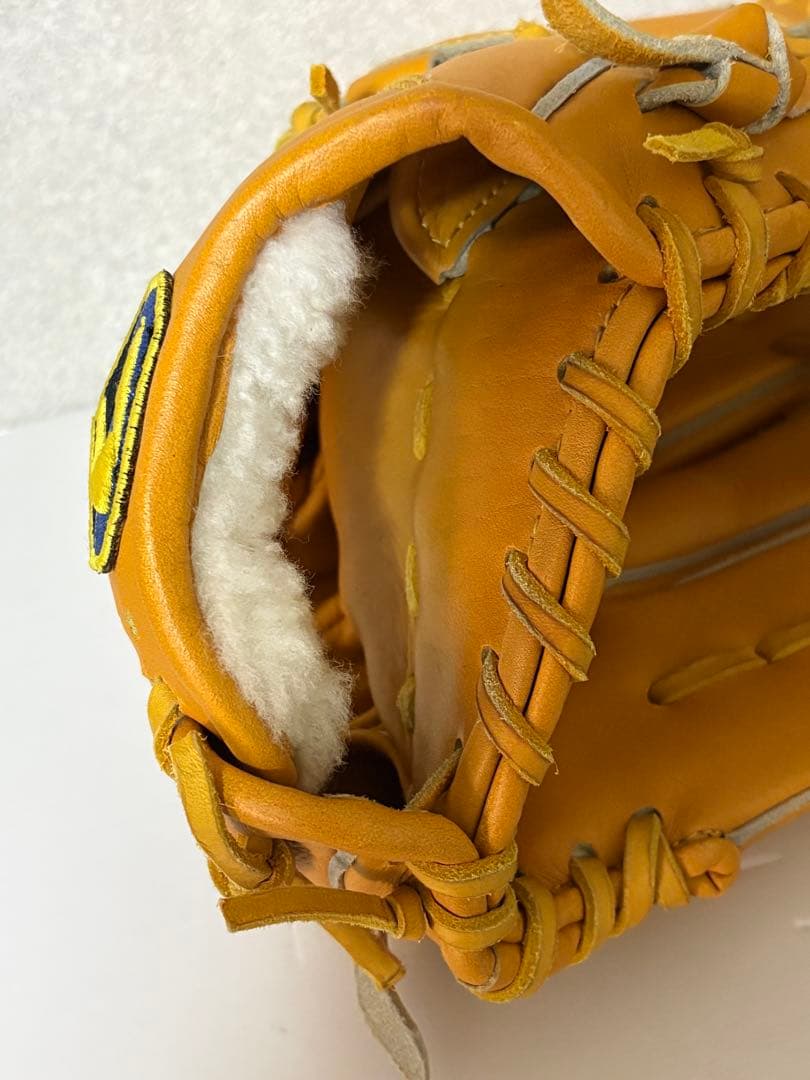 リンドスポーツ硬式右投げ投手用グラブ　美品