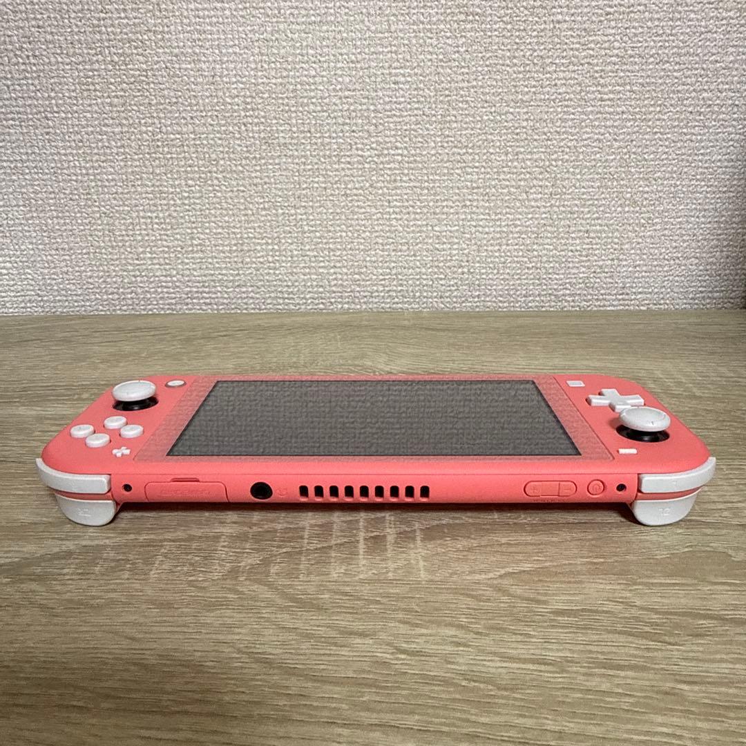 Nintendo Switch LITE コーラル