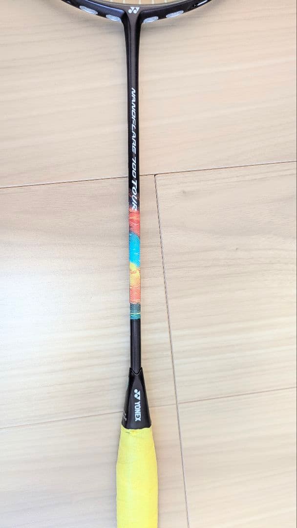 ヨネックス ナノフレア700 TOUR 5UG5 【超美品】YONEX