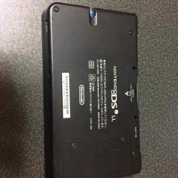 値下げあり 任天堂 DS i LL