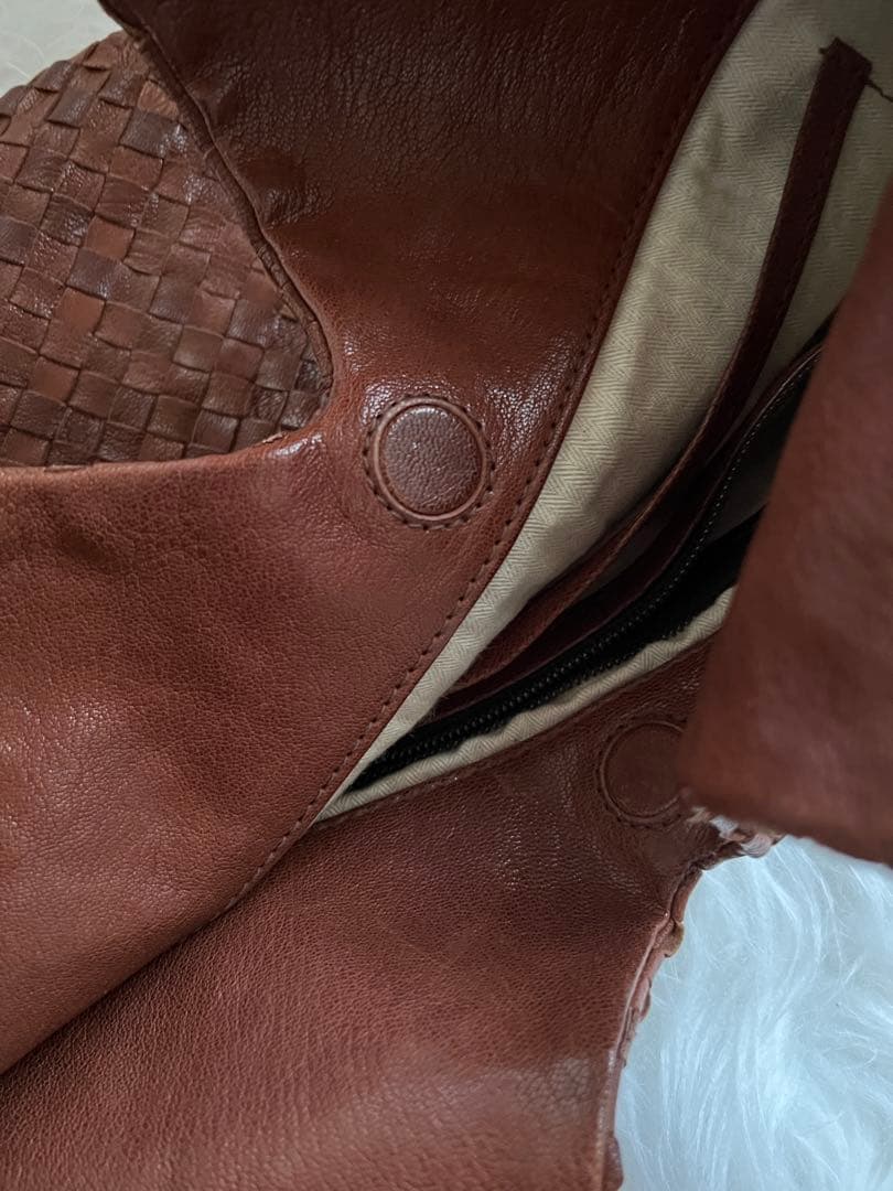 genten イントレチャート ワンショルダーレザーバッグ