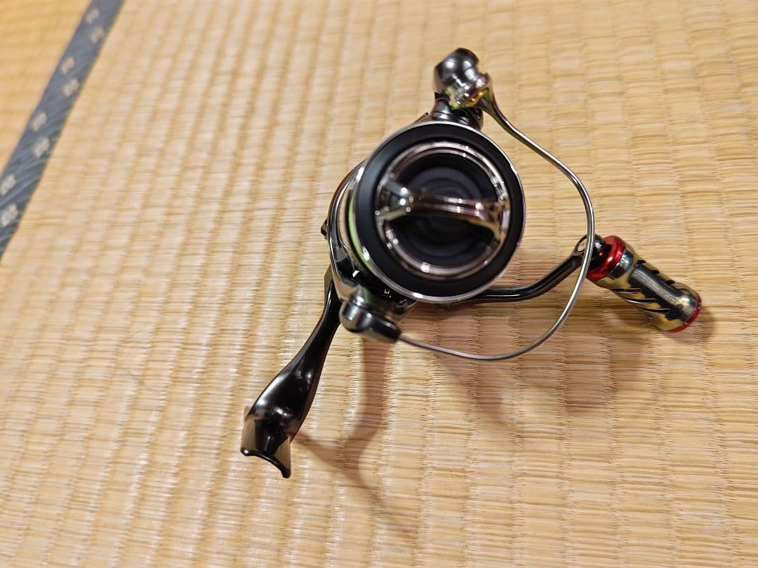 シマノ 26 ツインパワー C2000SHG　リブレ　ハンドルノブ