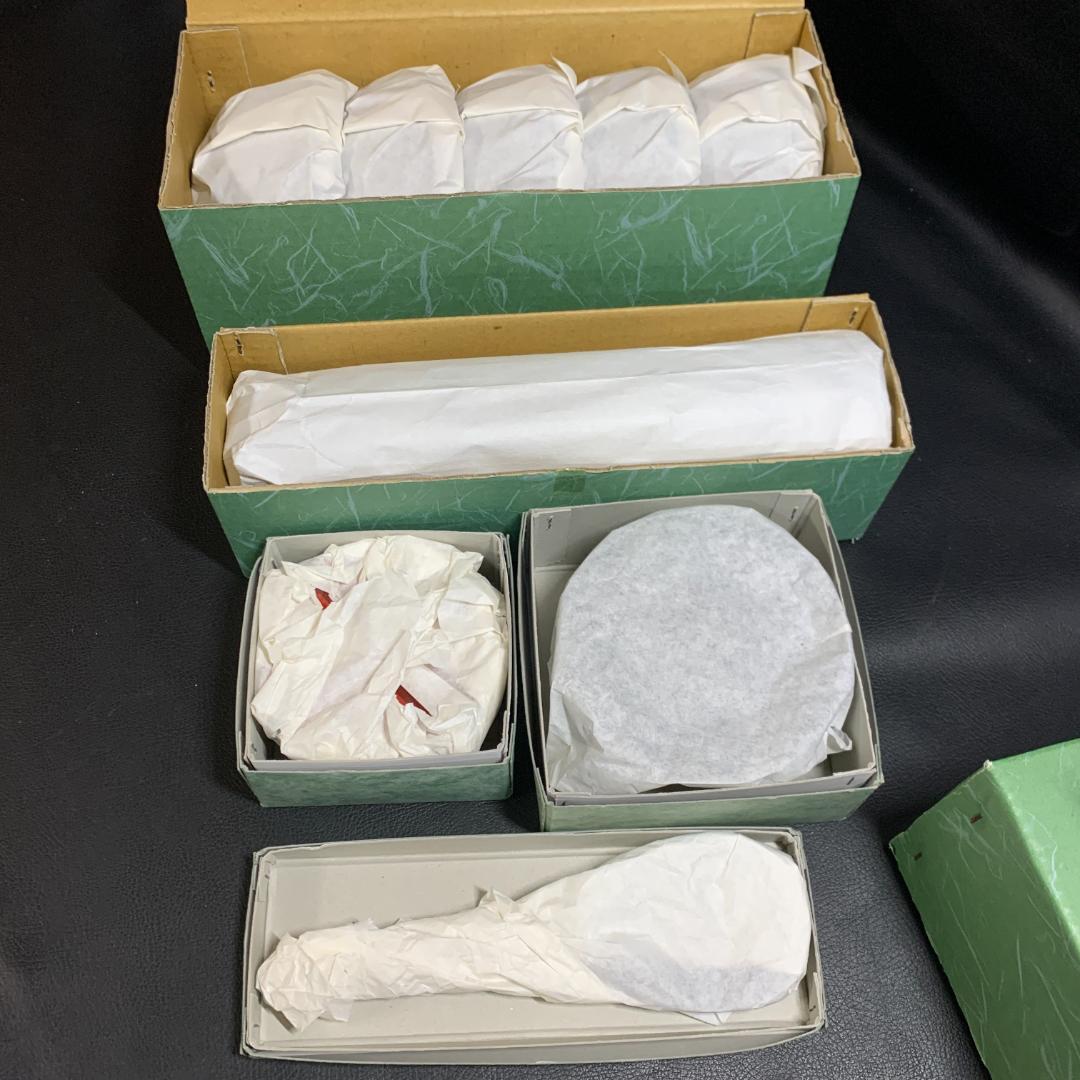 未使用　黒刷毛目松葉　懐石揃10客(懐石膳/椀/盃/杓子/盆/他)