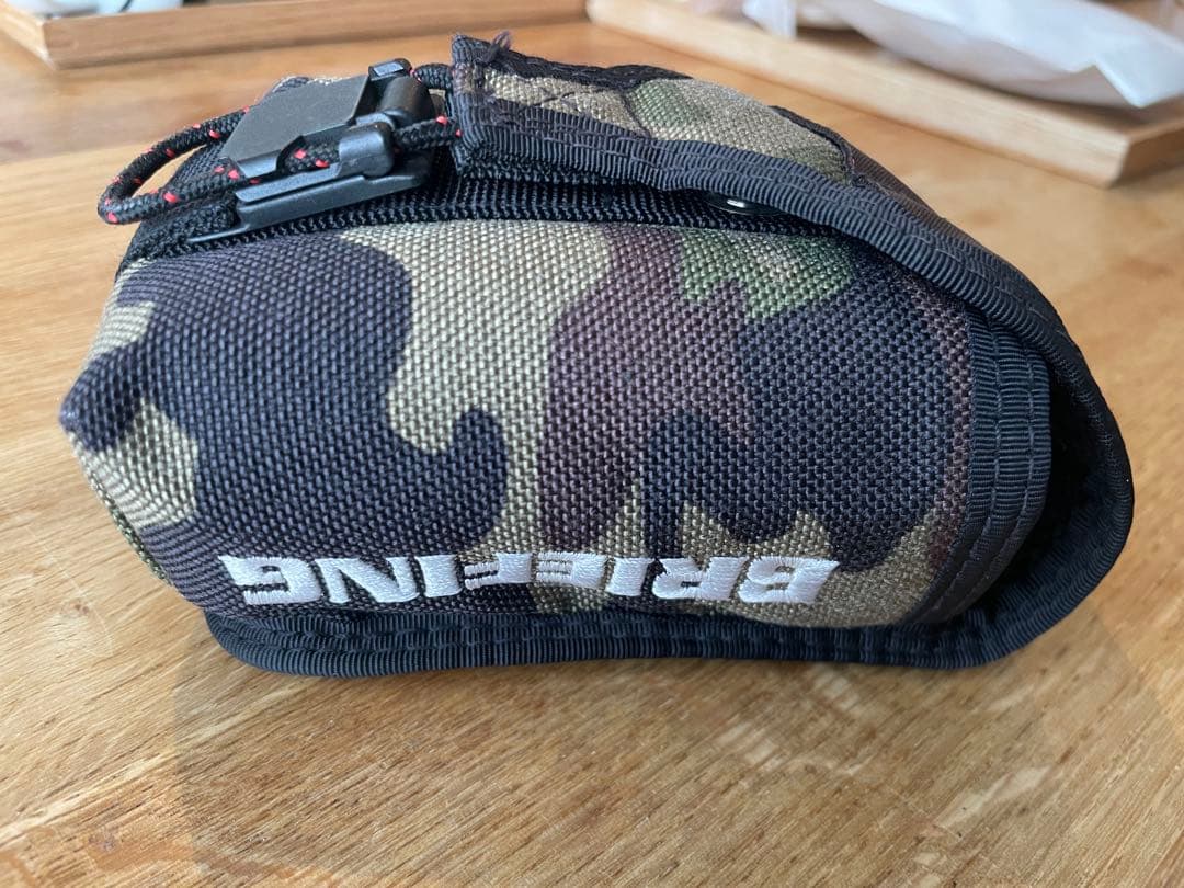 【美品】ブリーフィング　距離計ケース