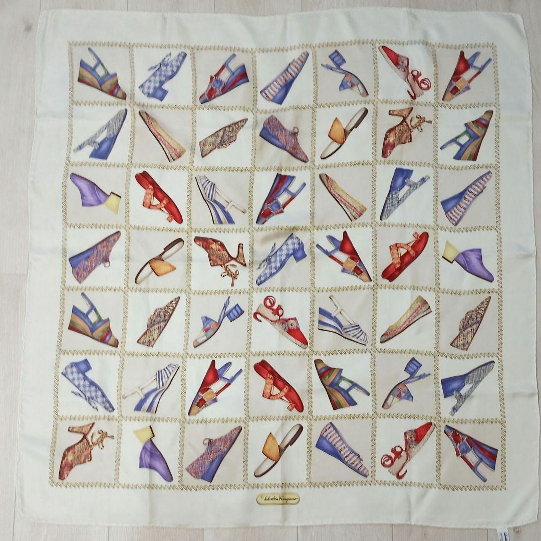 Salvatore Ferragamo 靴柄スカーフ