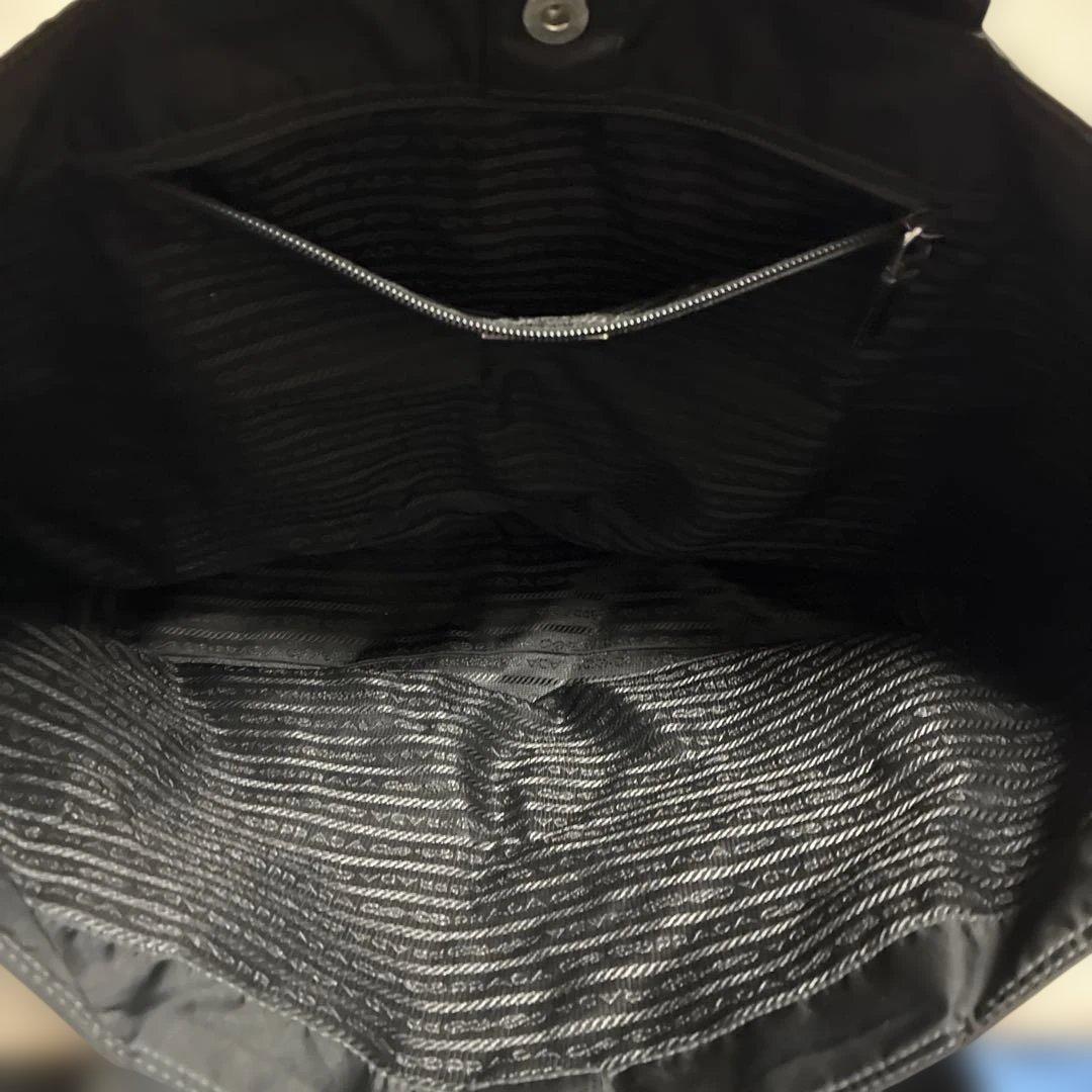 プラダ　トートバッグ　黒