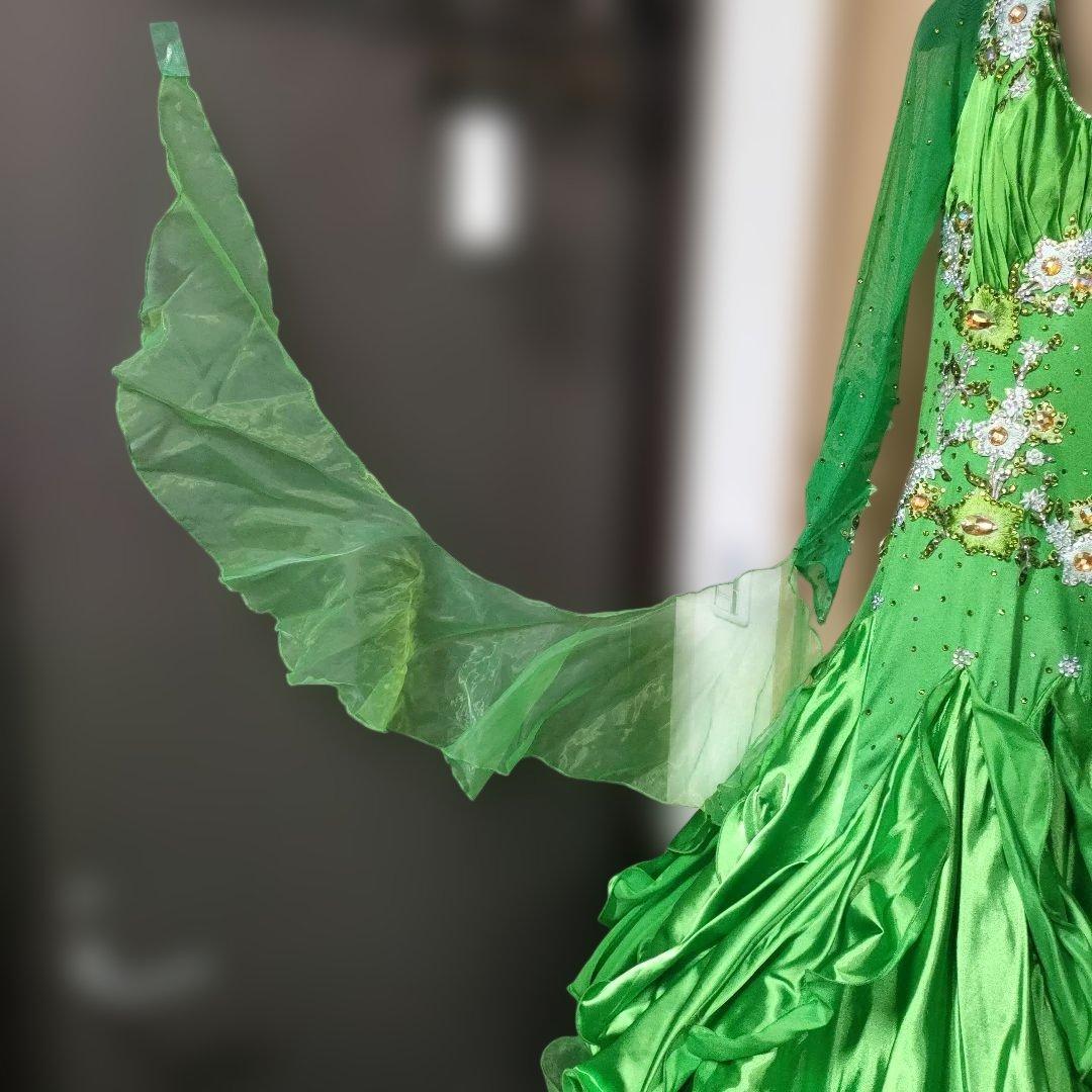 【サイズ不明】社交ダンス　ドレス　グリーン