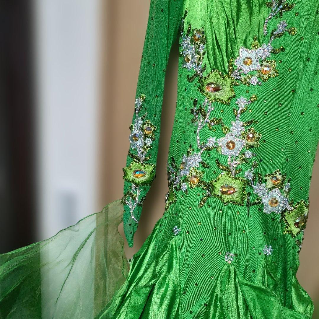 【サイズ不明】社交ダンス　ドレス　グリーン