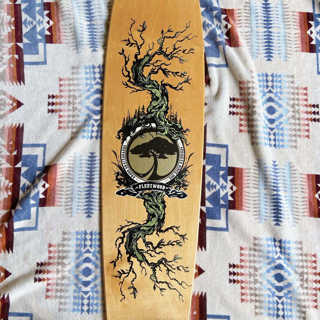 ARBOR ロングスケートボード