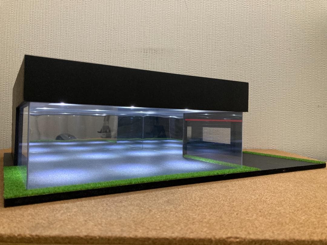 ミニカー用ジオラマ：1/43 ショールーム＆ガレージⅠ／希少モデル！