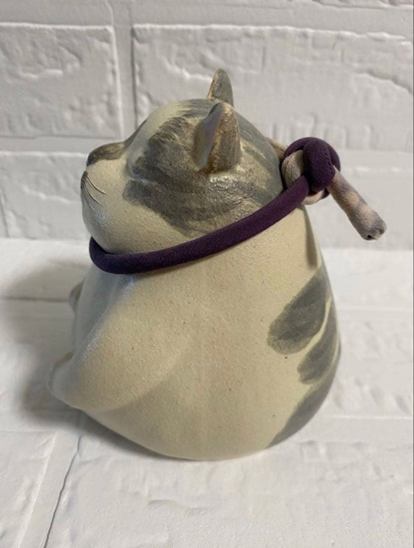 中古品【ぶち猫＆黒猫 猫の置物】2個セット♡おまけ付き♡