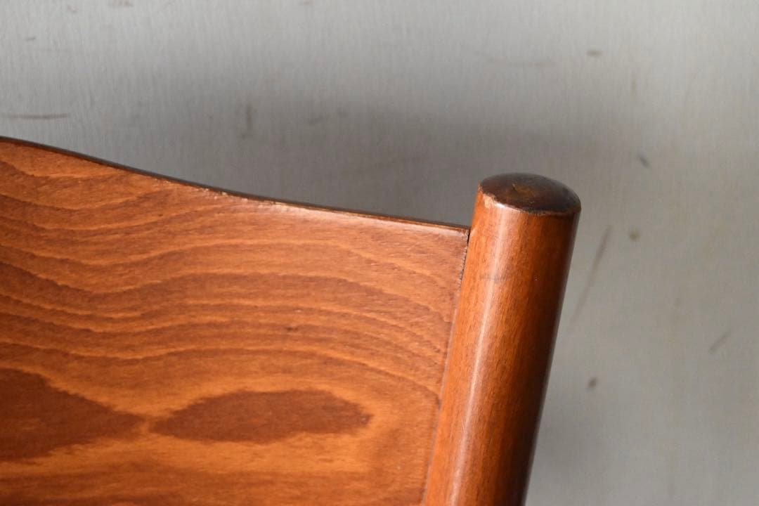 Bentwood chair ②