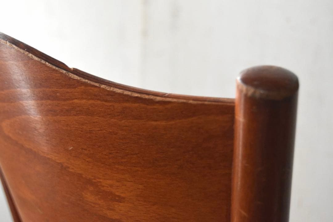 Bentwood chair ②