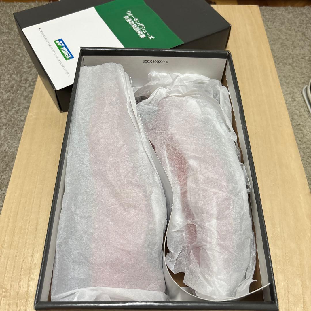 新品・未使用 YONEX ウォーキングシューズ オレン ジ レディース24cm