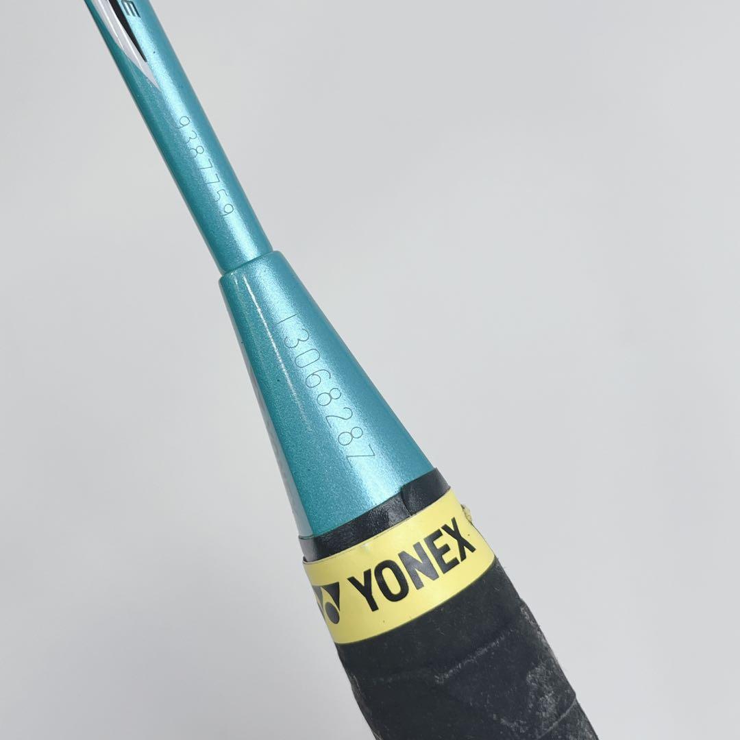YONEX　NANORAY 250　ヨネックス バドミントンラケット
