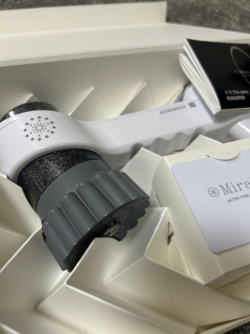 Mirablezero Mirable シャワーヘッド ホワイト/グレーミラブル