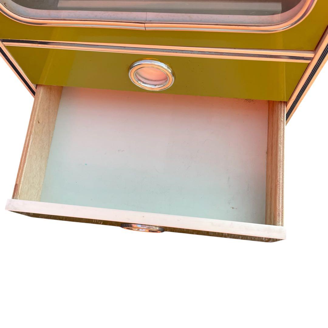 昭和レトロ　家具　レトロポップ　アーチ窓　インテリア　食器棚　飾り棚　チェスト