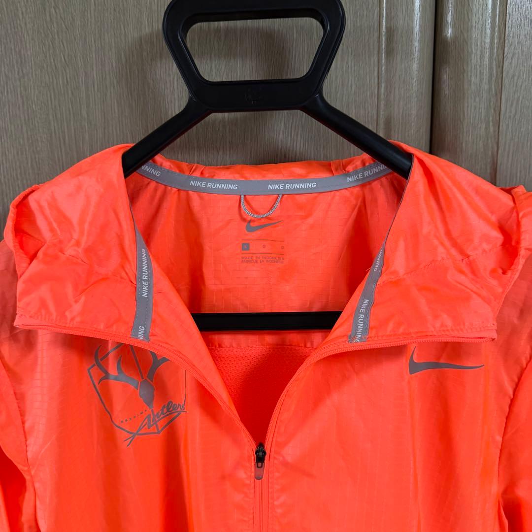 ナイキランニング 鹿島アントラーズフード付きナイロンジャケット Lサイズ