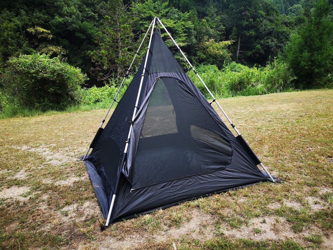 ブラック　　ワンタッチティピーテント