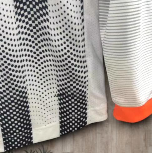 PALACE × ユヴェントス 長袖サッカーシャツ 19/20 コラボモデル