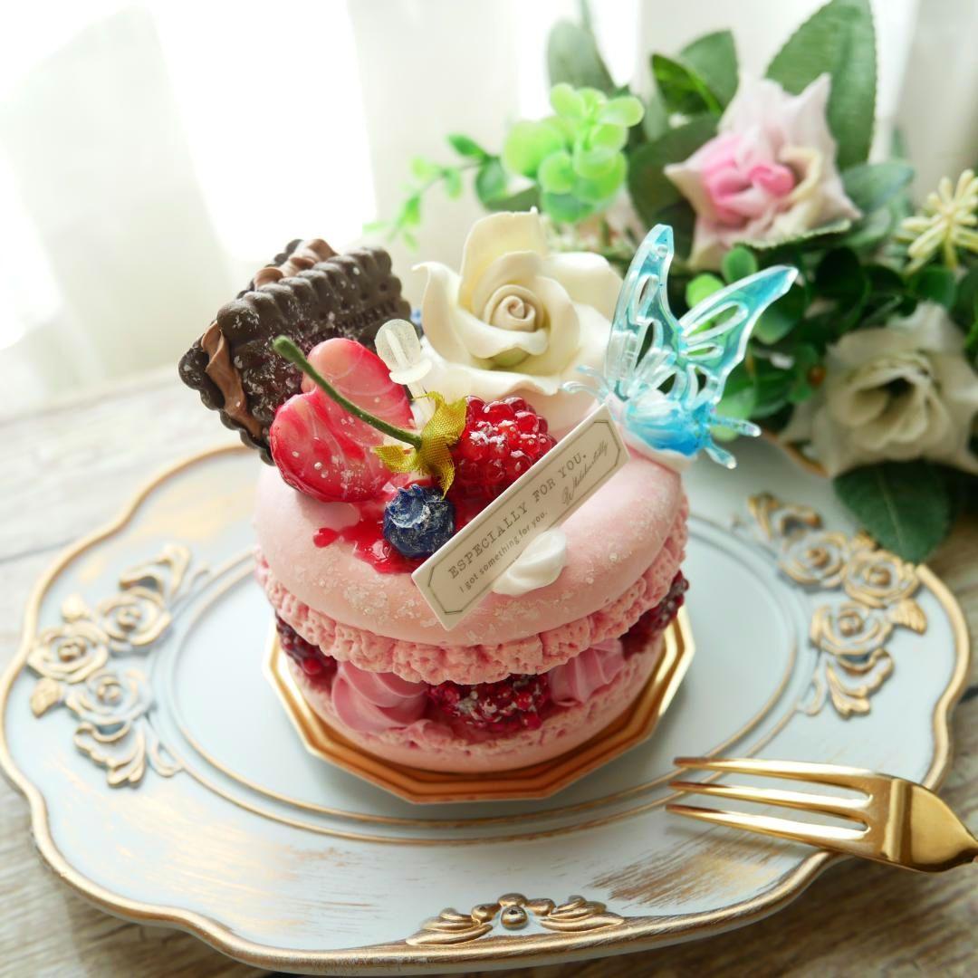 【ひび様】フェイクスイーツ❤︎‬ホワイトローズ＆ベリー❤︎‬マカロン*リスケーキ