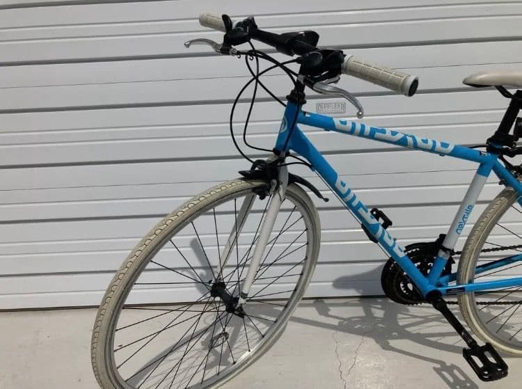 ネクスタイル クロスバイク 水色