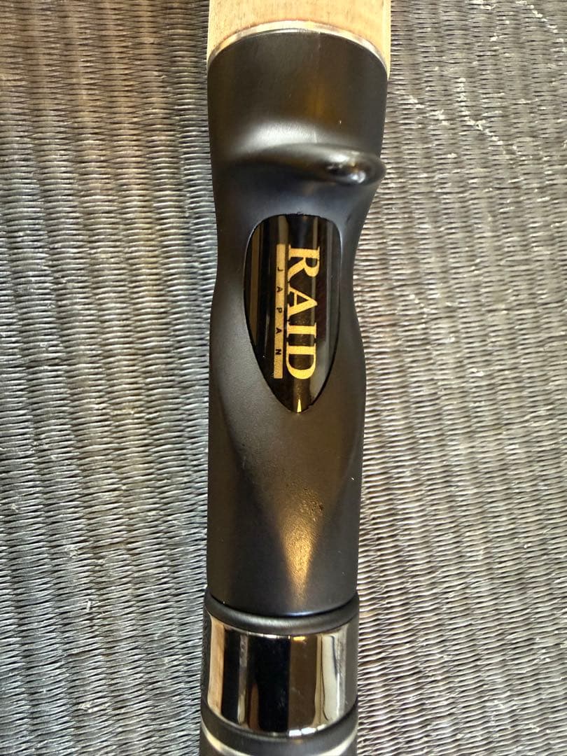 レイドジャパンG-69MGCアトラクター美品