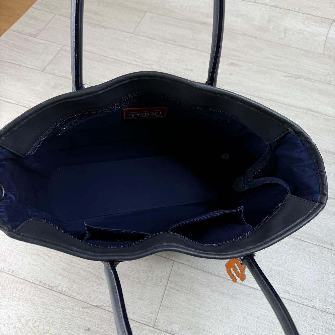 TRIONトライオン　トートバッグ2way肩掛け　パッチワークレザー通勤