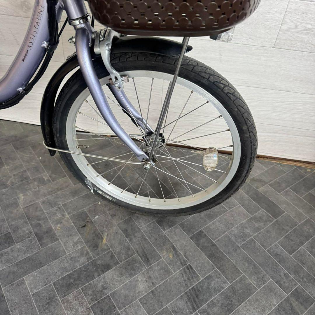 電動アシスト自転車 シルバー 前カゴ付き