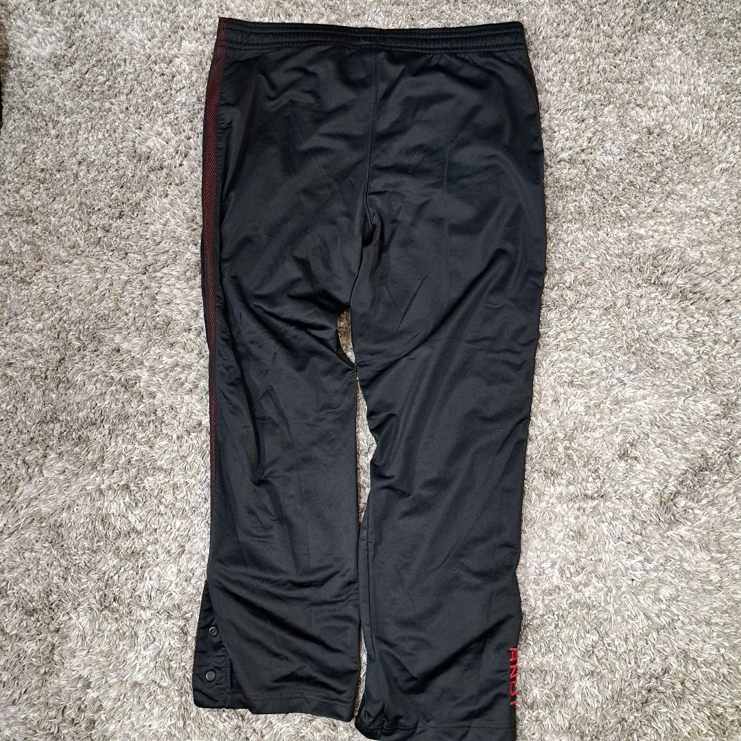 AND1　アンドワン　刺繍ロゴ　裾スナップボタン　トラックパンツ　ジャージ